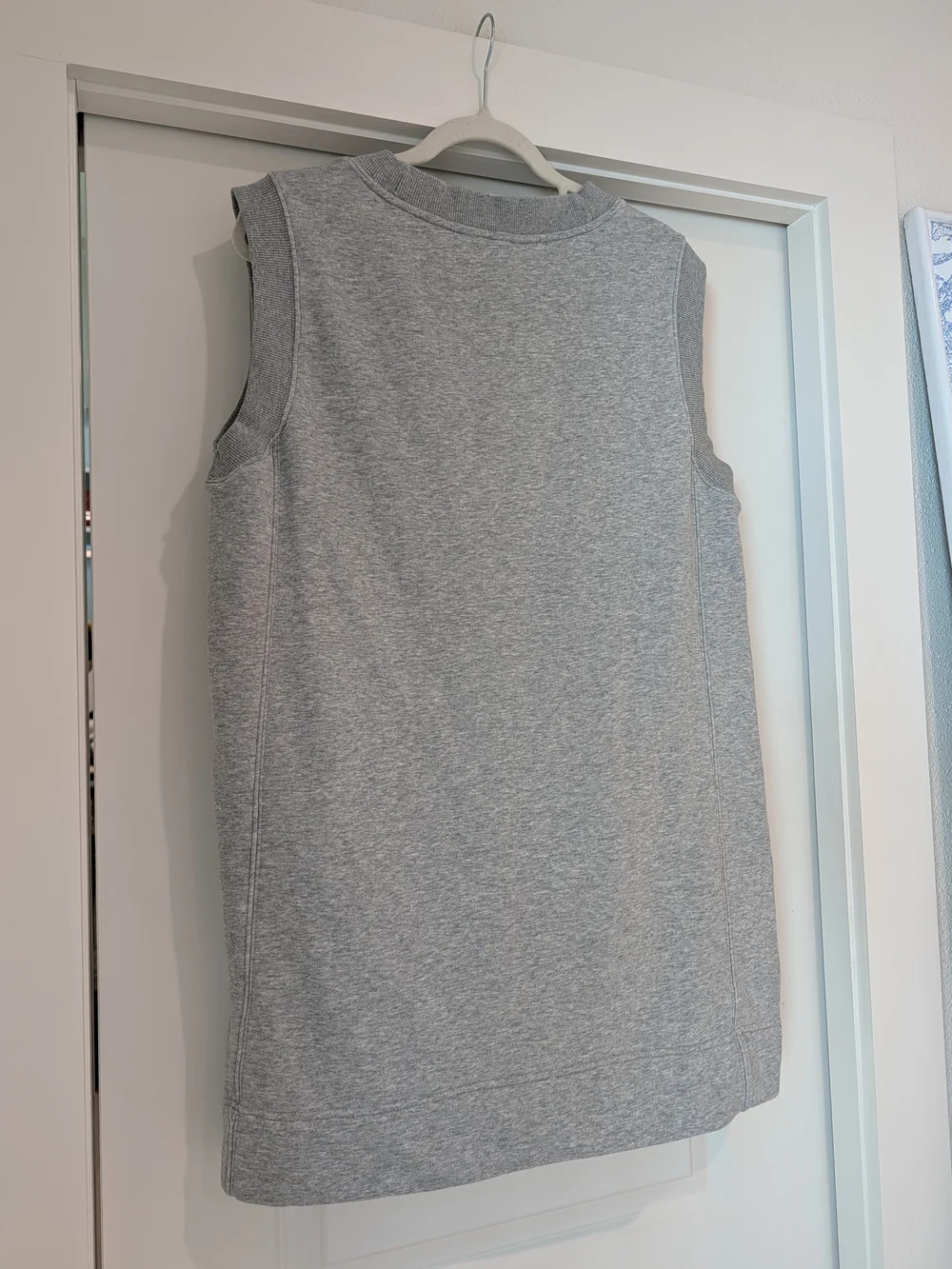 Vuori Grey Sleeveless Sweatshirt V-Neck Dress Size M